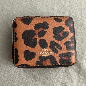 COACH Jewelry Box / Leopard Print